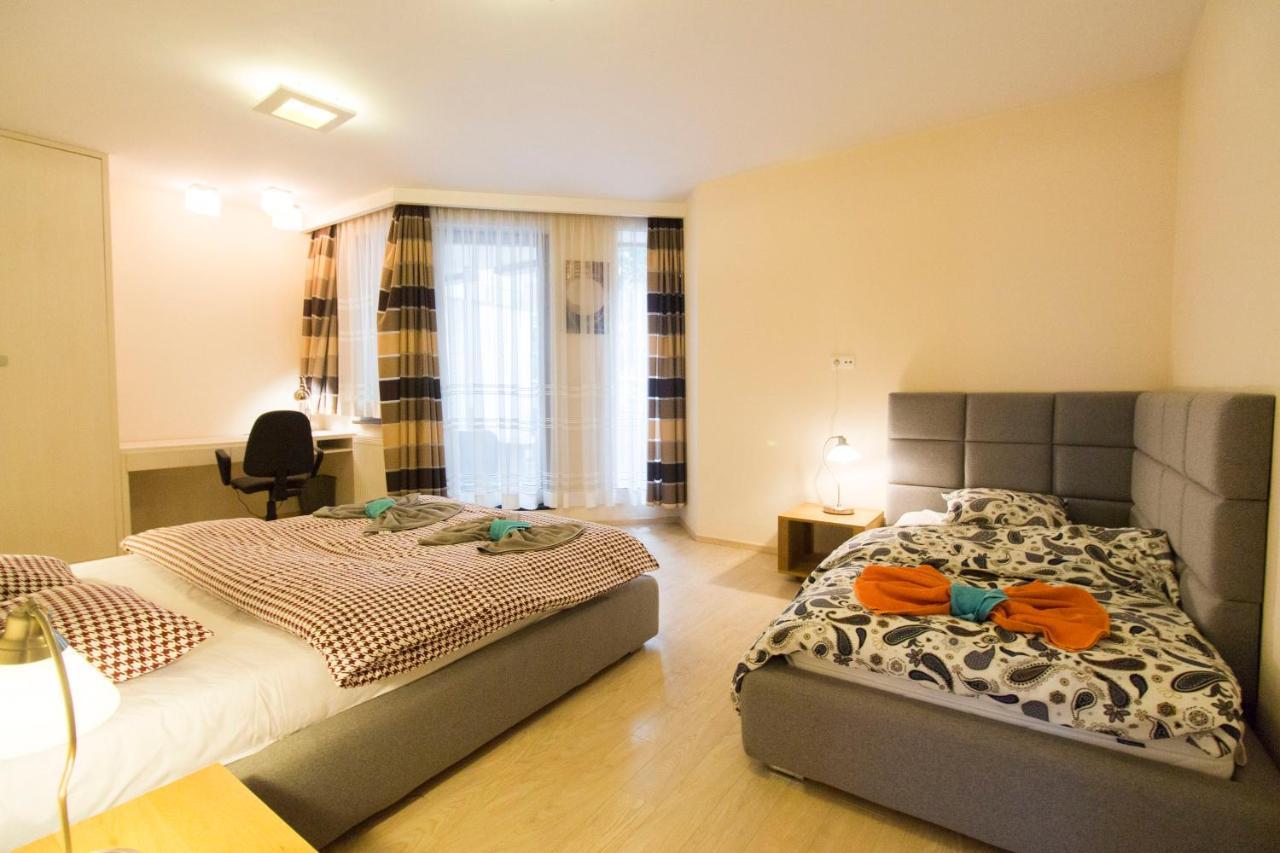 4 Krawiecka Apartment *